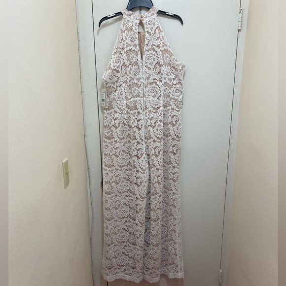NWT Julia Jordan Knot Neck Halter Lace Ivory / Nude Jumpsuit Size 14. - Picture 6 of 15